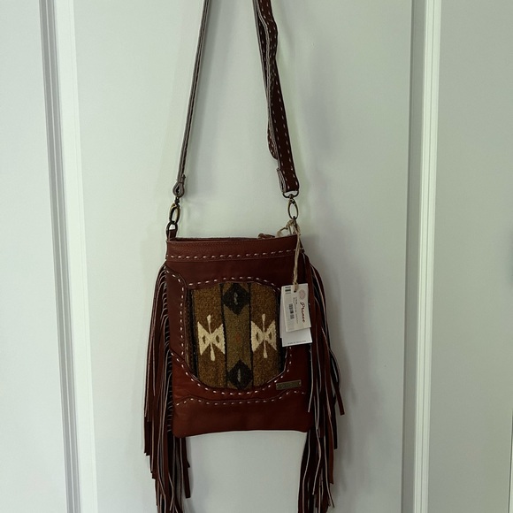 Prance fringe leather purse - Picture 9 of 9